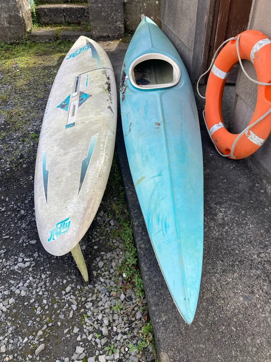 Surf board - Image 1