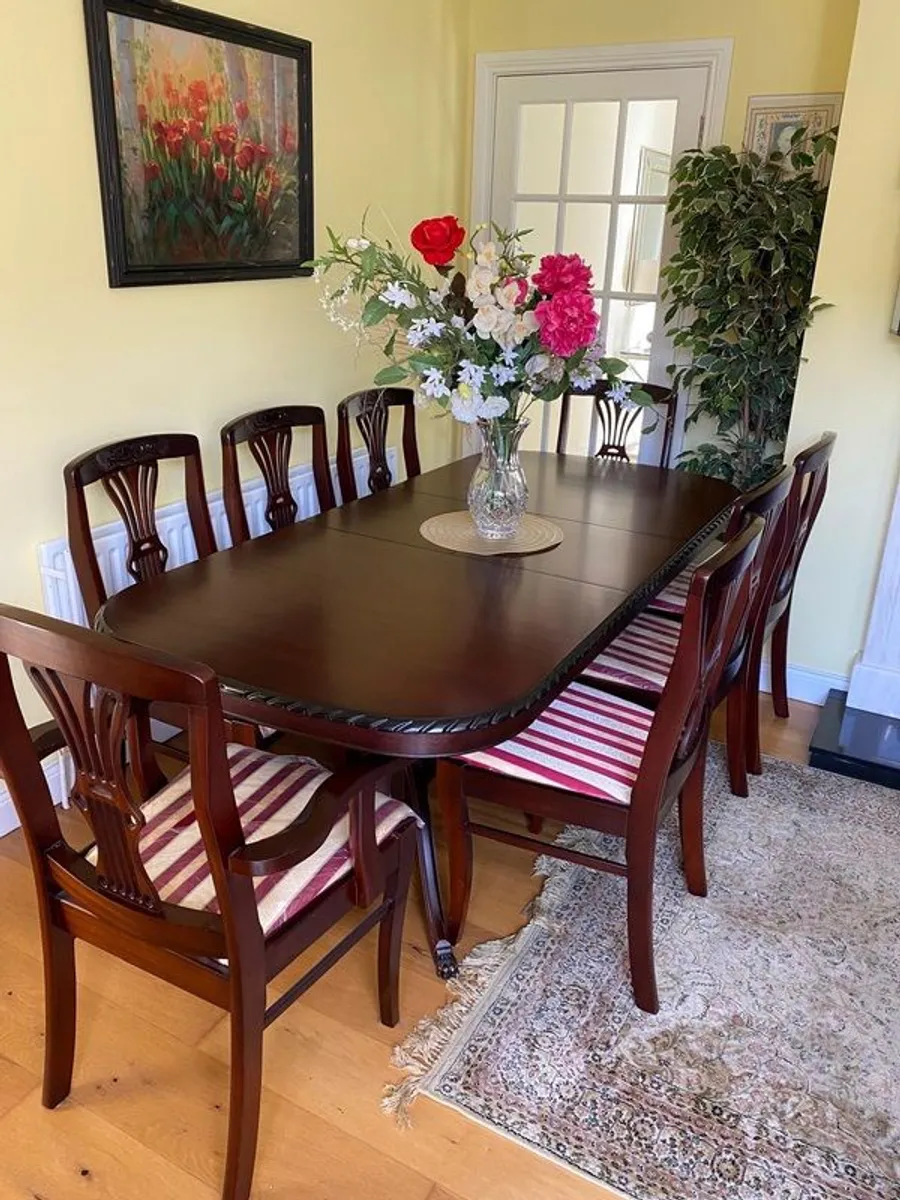 Solid Wood Extendable Dining Table & Chairs - Image 1