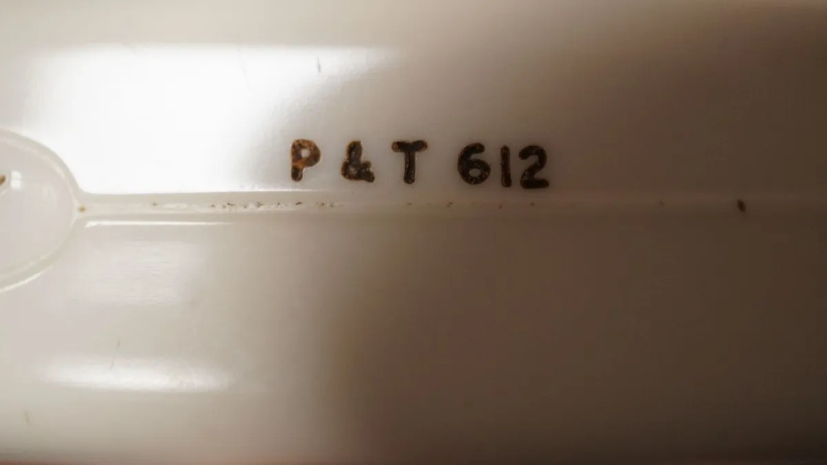 Pair of Vintage Irish P&T / Ericsson Wall Telephon - Image 4