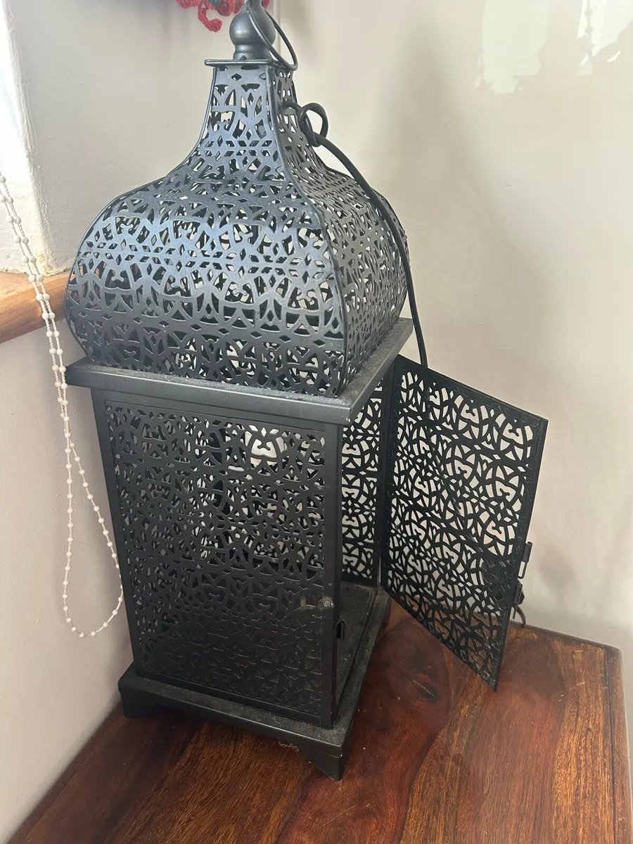 Black metal lamp - Image 1