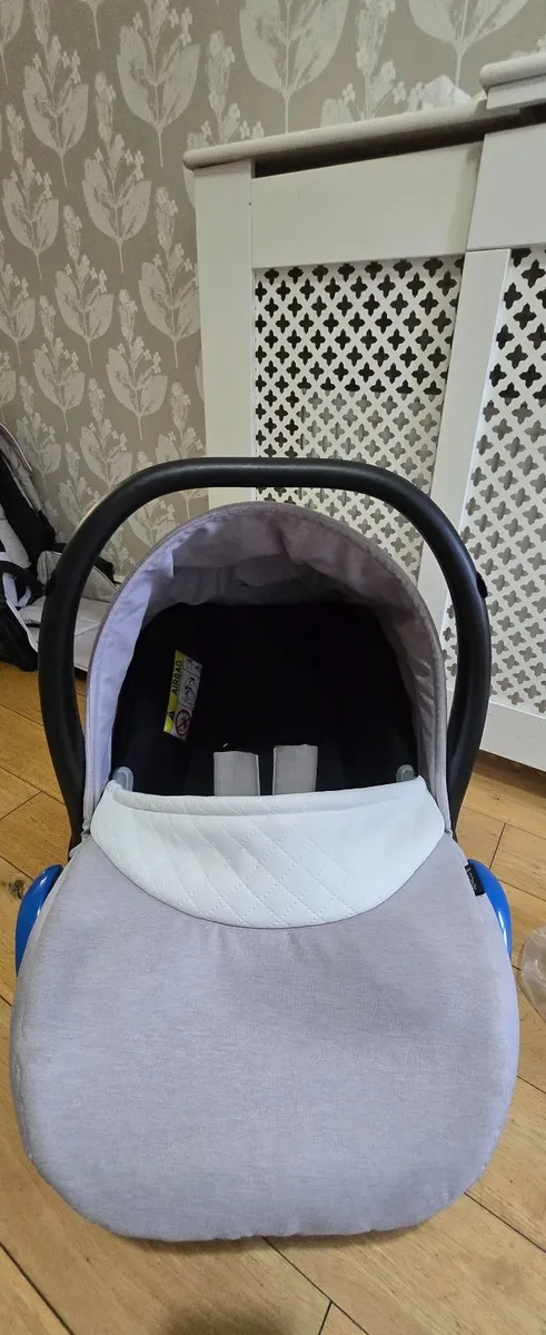 Venicci Pure cloud 3 in 1 travel system - Image 3