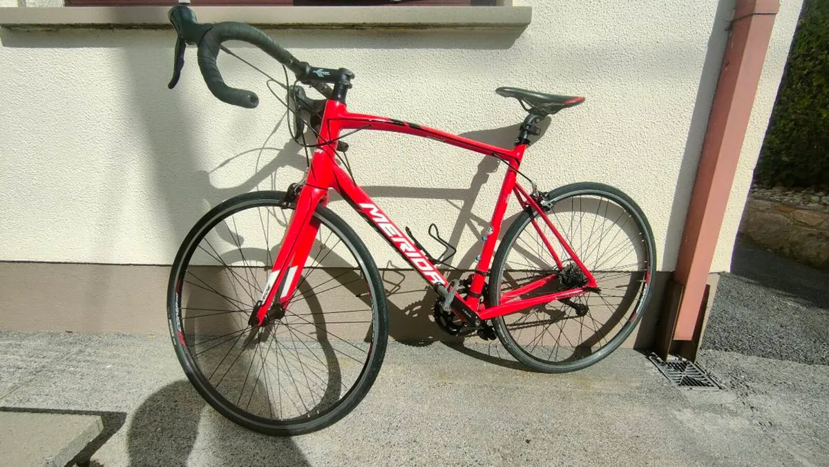 Road bike - Image 2
