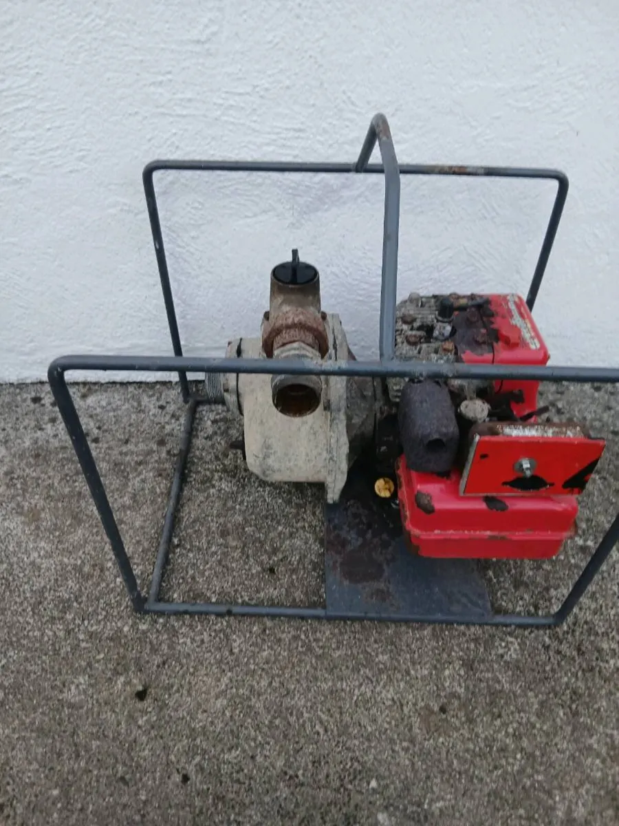 Kawasaki Petrol water pump - Image 3