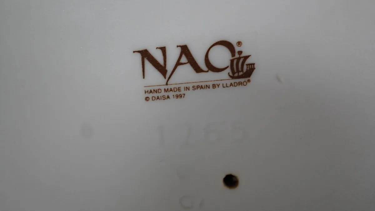 Nao Figurine - Image 4