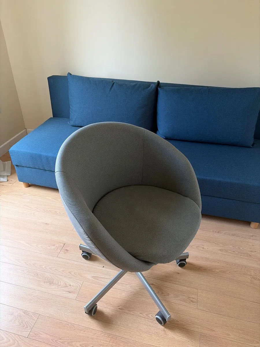 Office Chair - Image 1