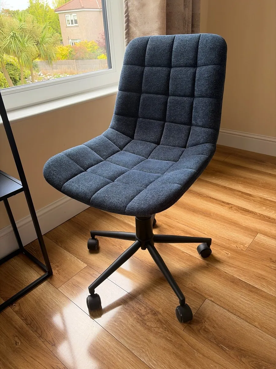 Office chair - Image 2