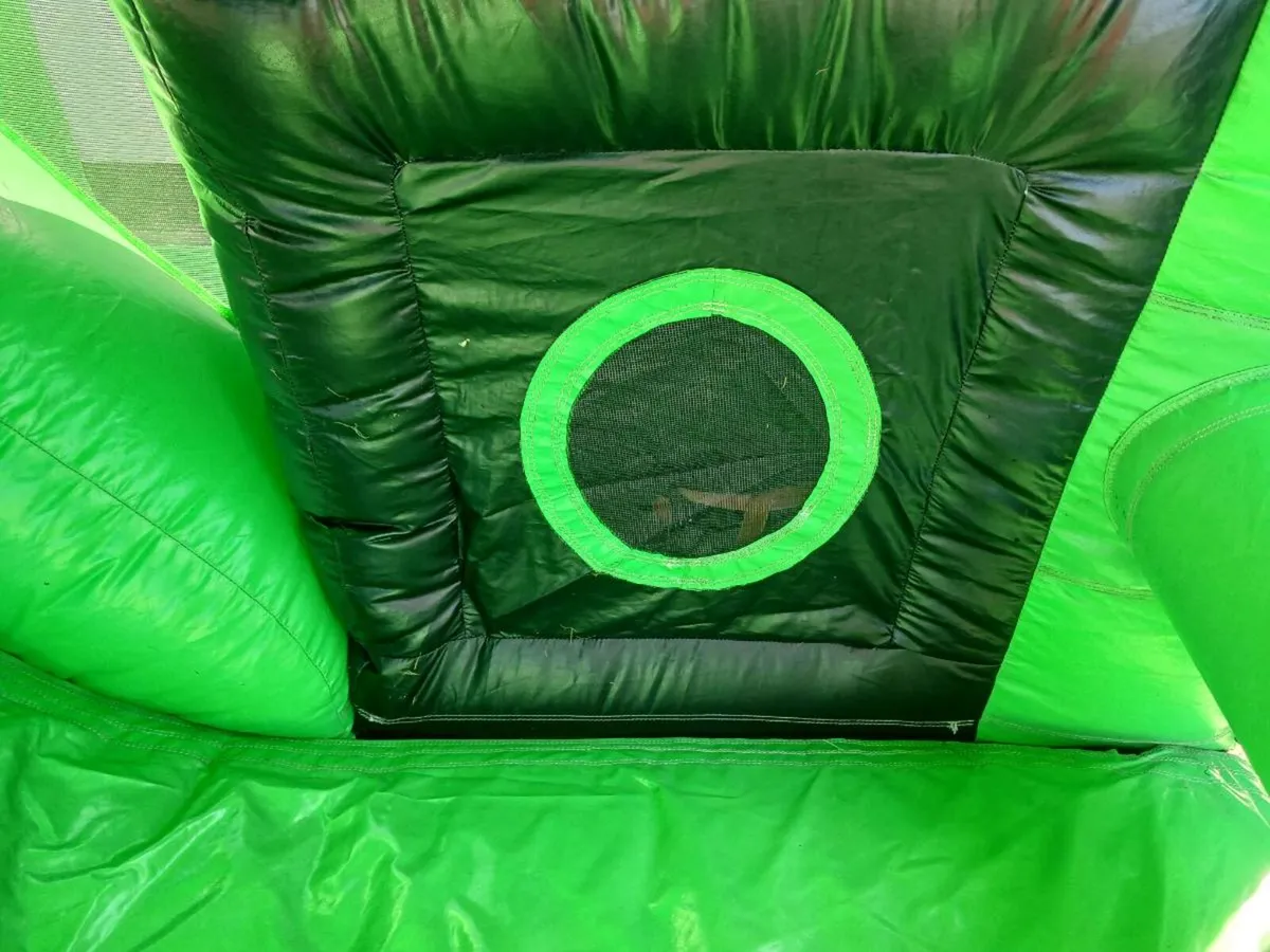 Green Reptile obstacle course €2200 - Image 4