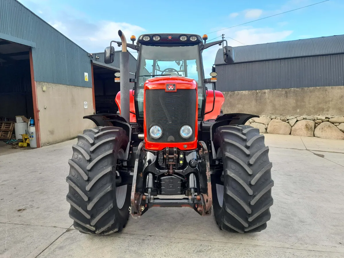 2006 MF 6485 - Image 2