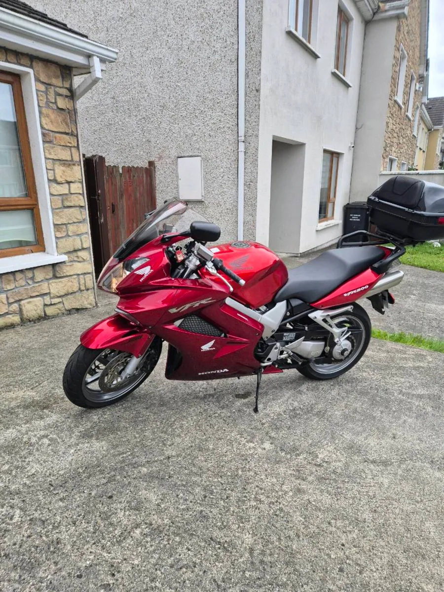 2007 Honda VFR800 vtec - Image 3