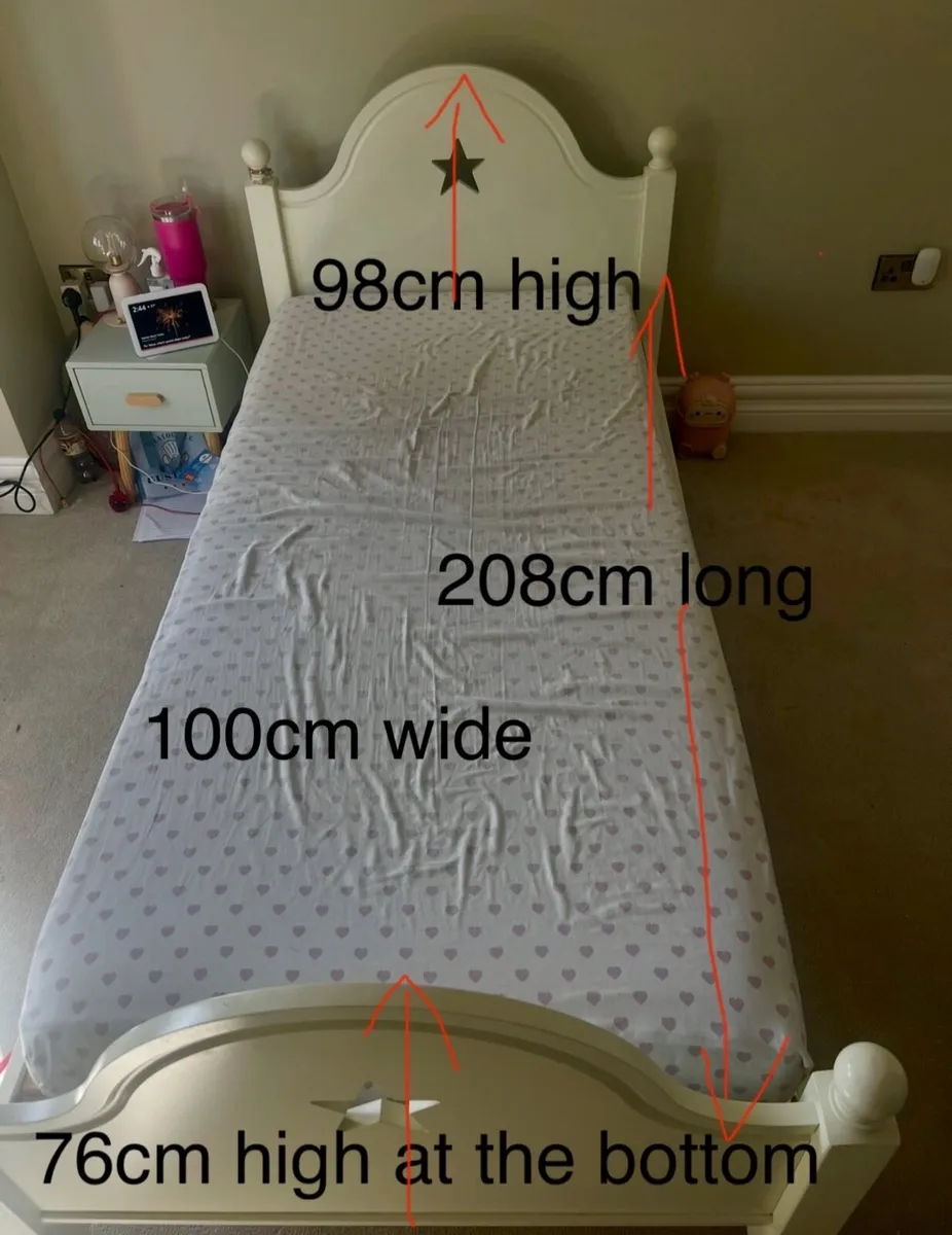 Child’s Bed - Image 1