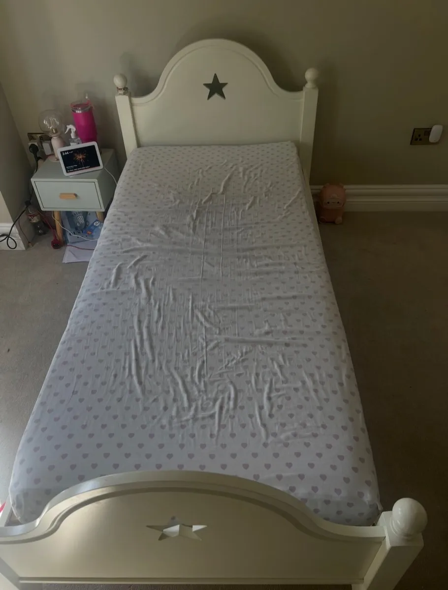 Child’s Bed - Image 2