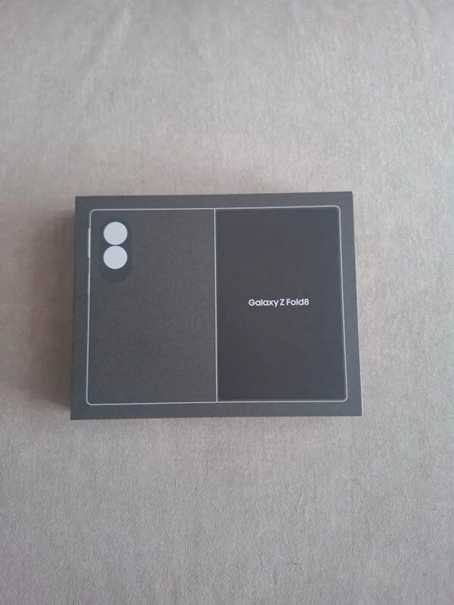 Samsung galaxy z fold 8 - Image 1