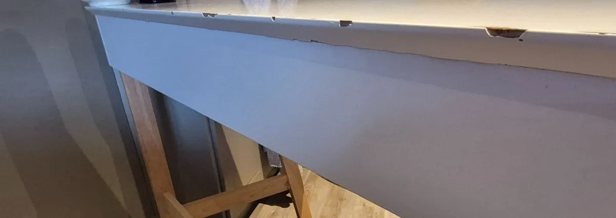 Desk - Image 2