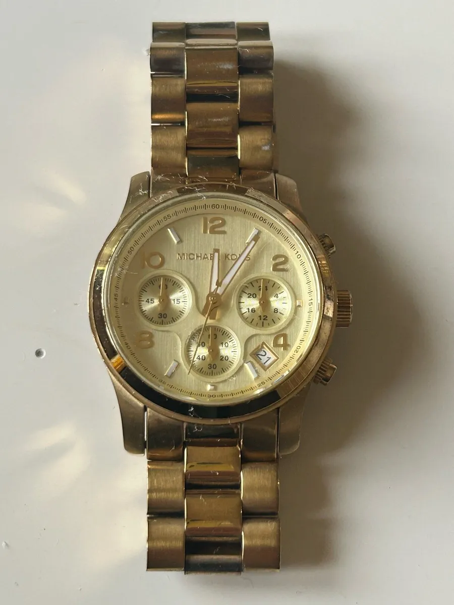 Michael Kors gold colored watch - Image 2