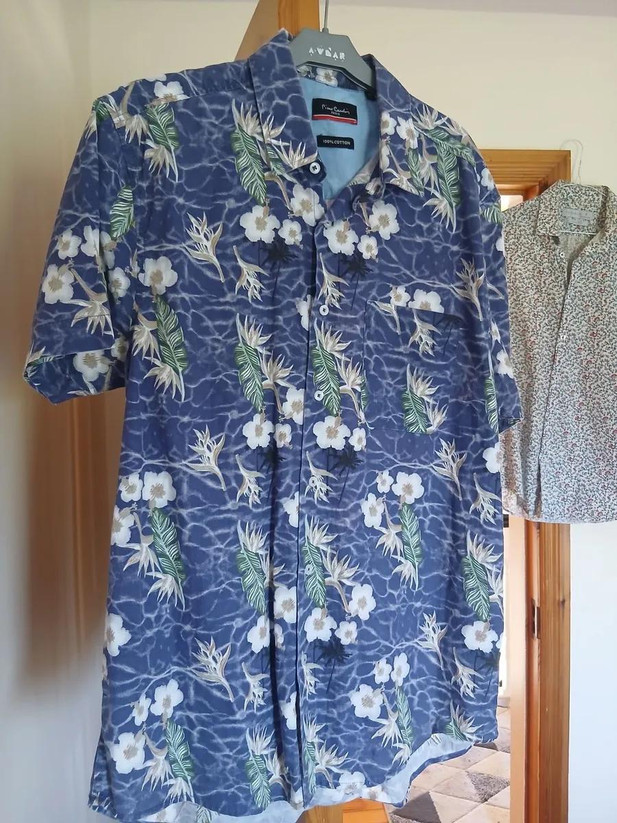 Mens shirts and new jacket - Image 4
