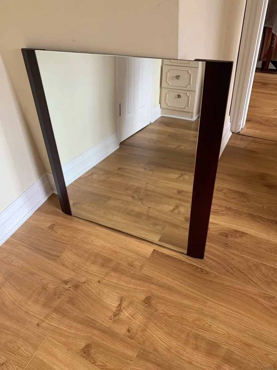 Wall mirror - Image 1