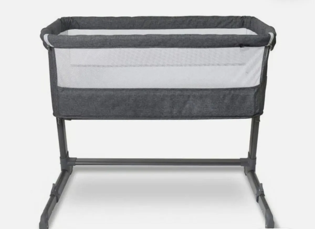 UppaBabyV2 & Cybex Travel System & Babylo Cozi cot - Image 2