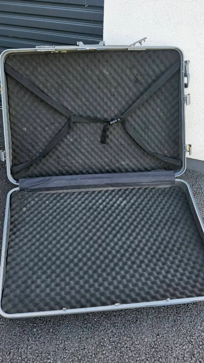 Bike box dhb hard case - Image 3