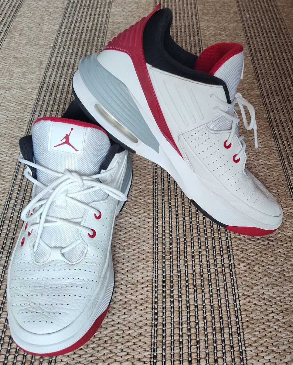 Nike Air Jordan - Image 1