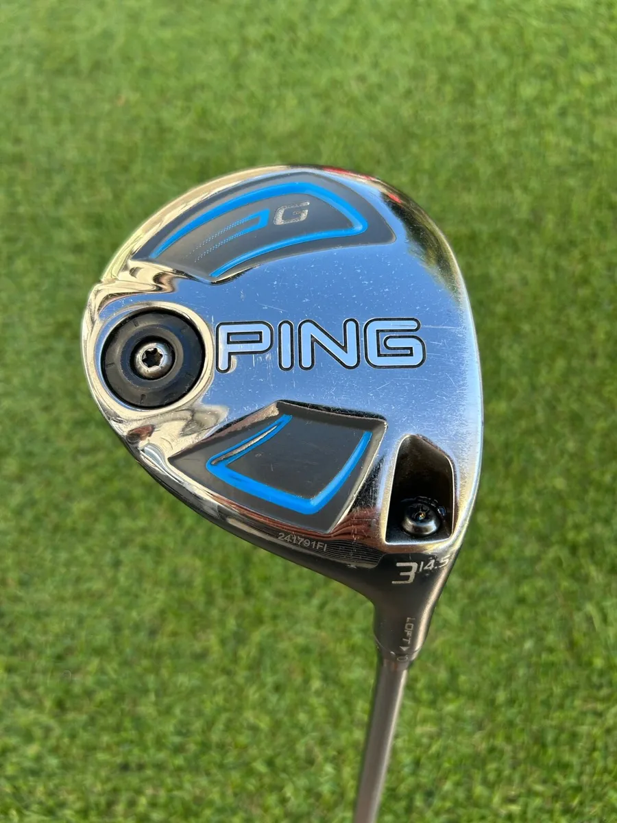 Full set of Taylormade golf clubs - Image 4