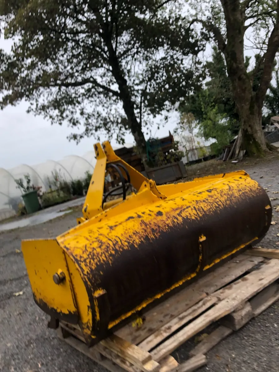 Compact tractor scraper - Image 2