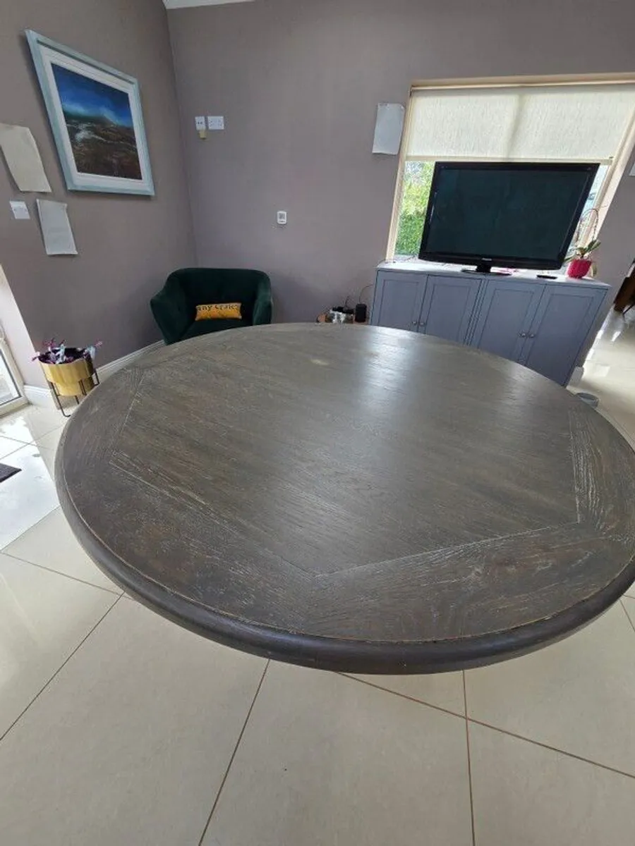 dining - Image 1