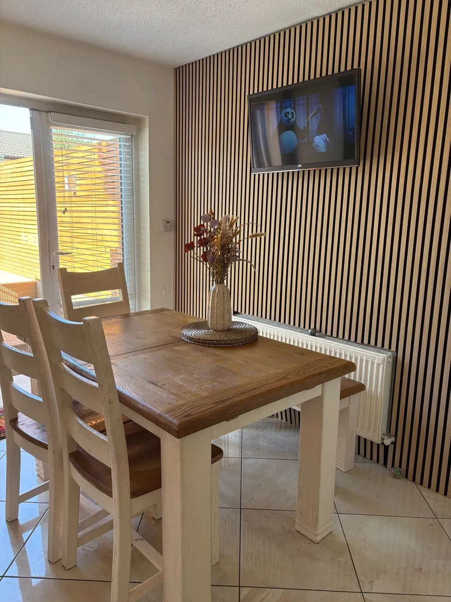 Solid Oak extendable table and chairs - Image 2