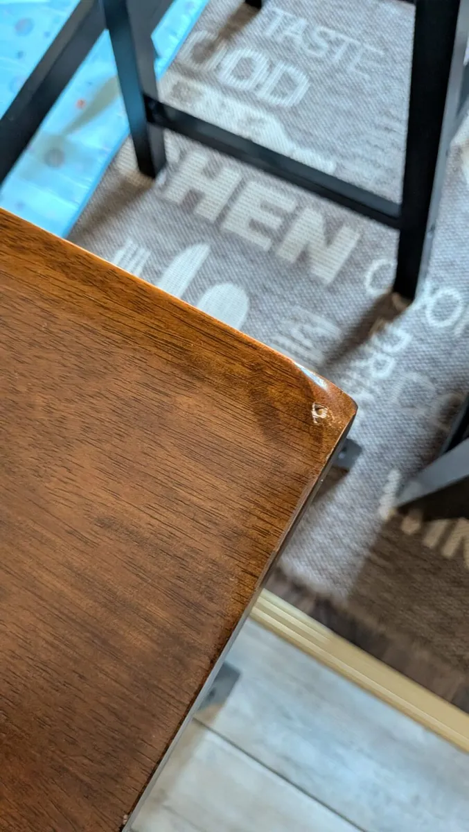 Bar table and stools - Image 4