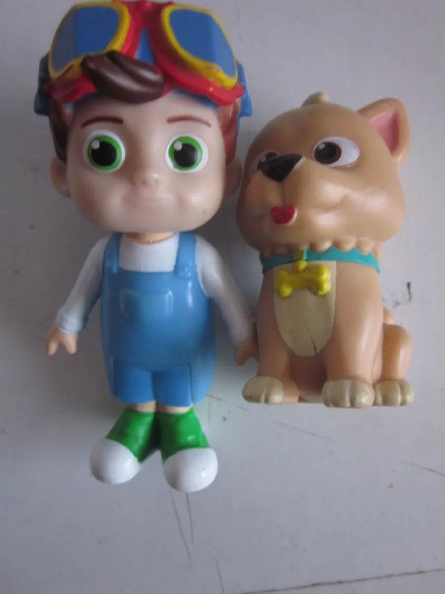 Jazwares Moonbug CoComelon Figures JJ & Family - Image 3