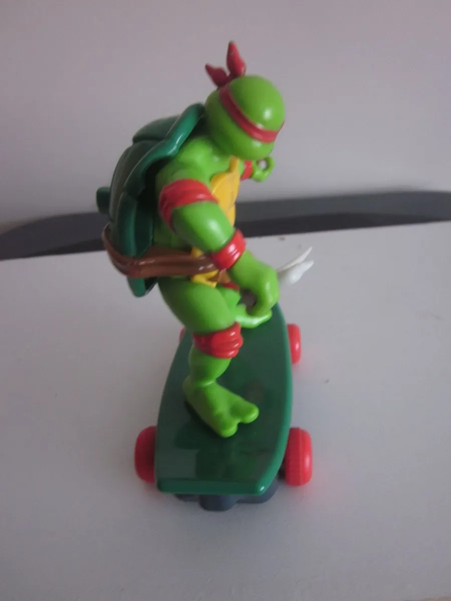 Teenage  Ninja Turtles Sewer Shredders Raphael - Image 2