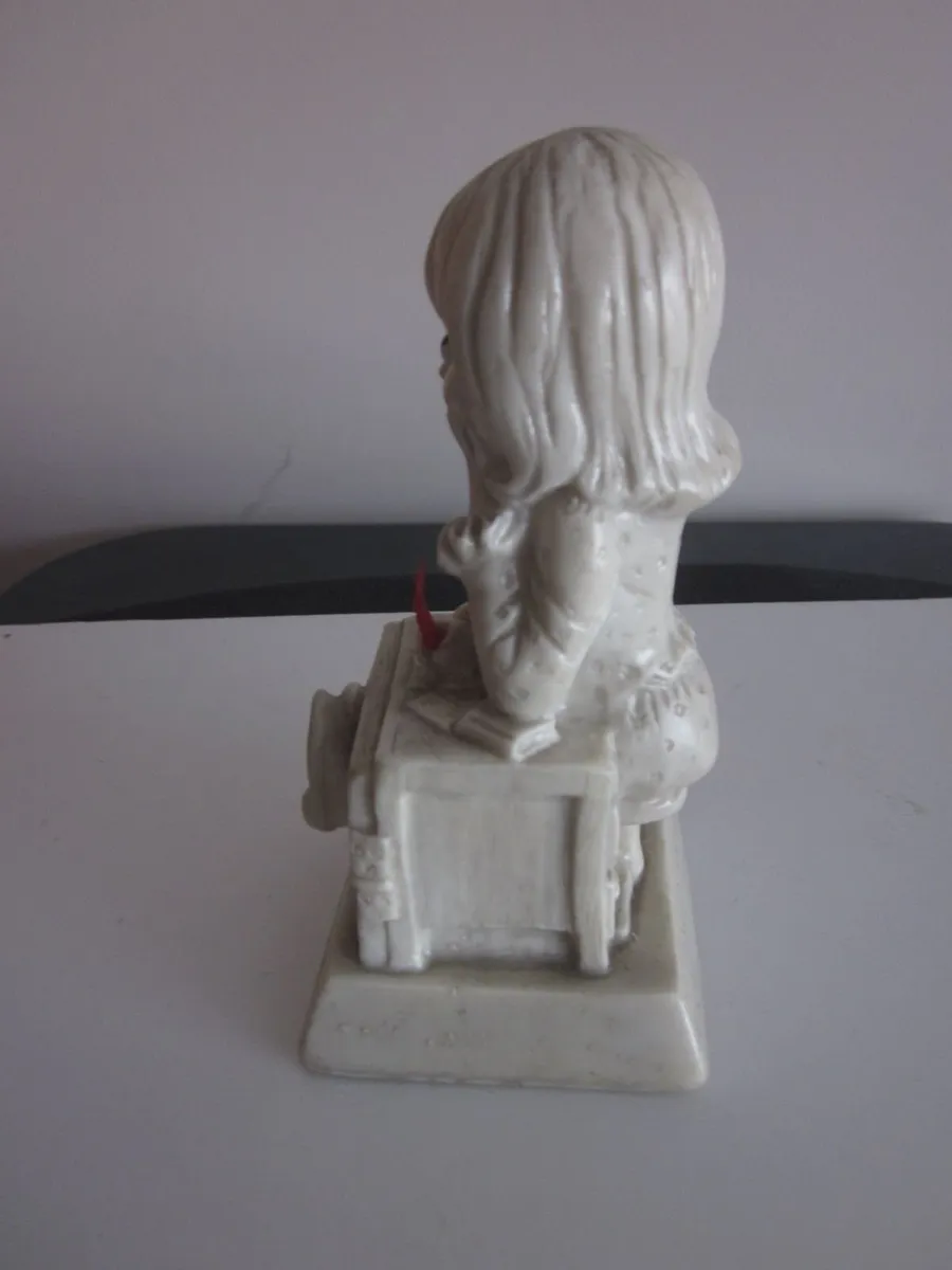 Vintage R & W Berries Cos Figurine Collectible Fig - Image 2