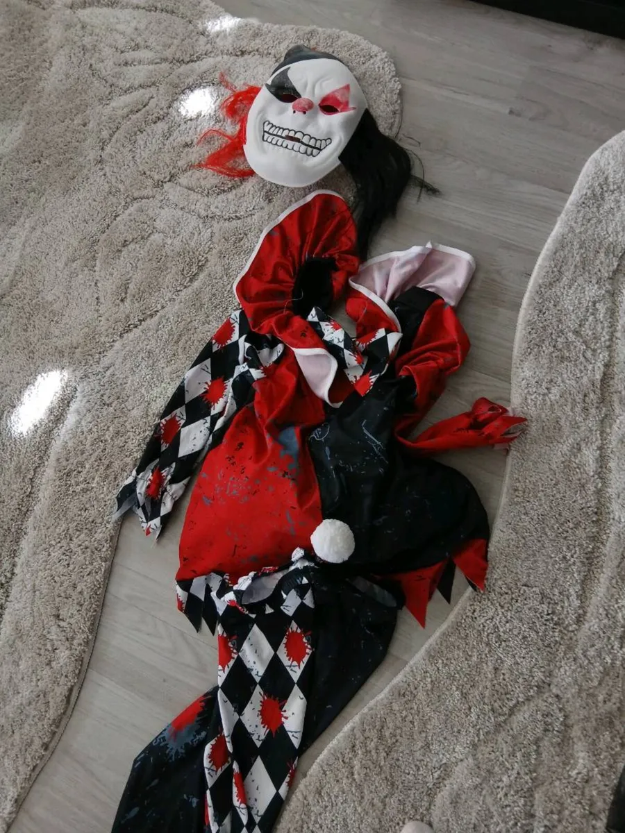 Collagen costume - Image 2
