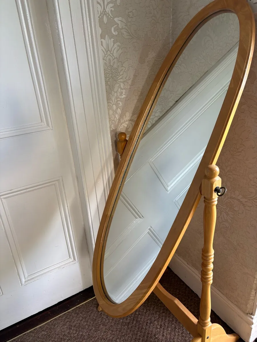 Mirror - Image 2