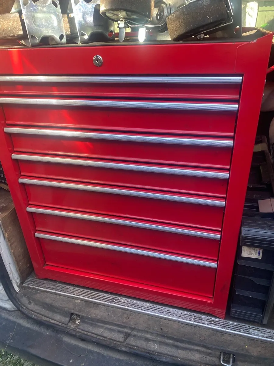 Roller cabinet tool chest - Image 1