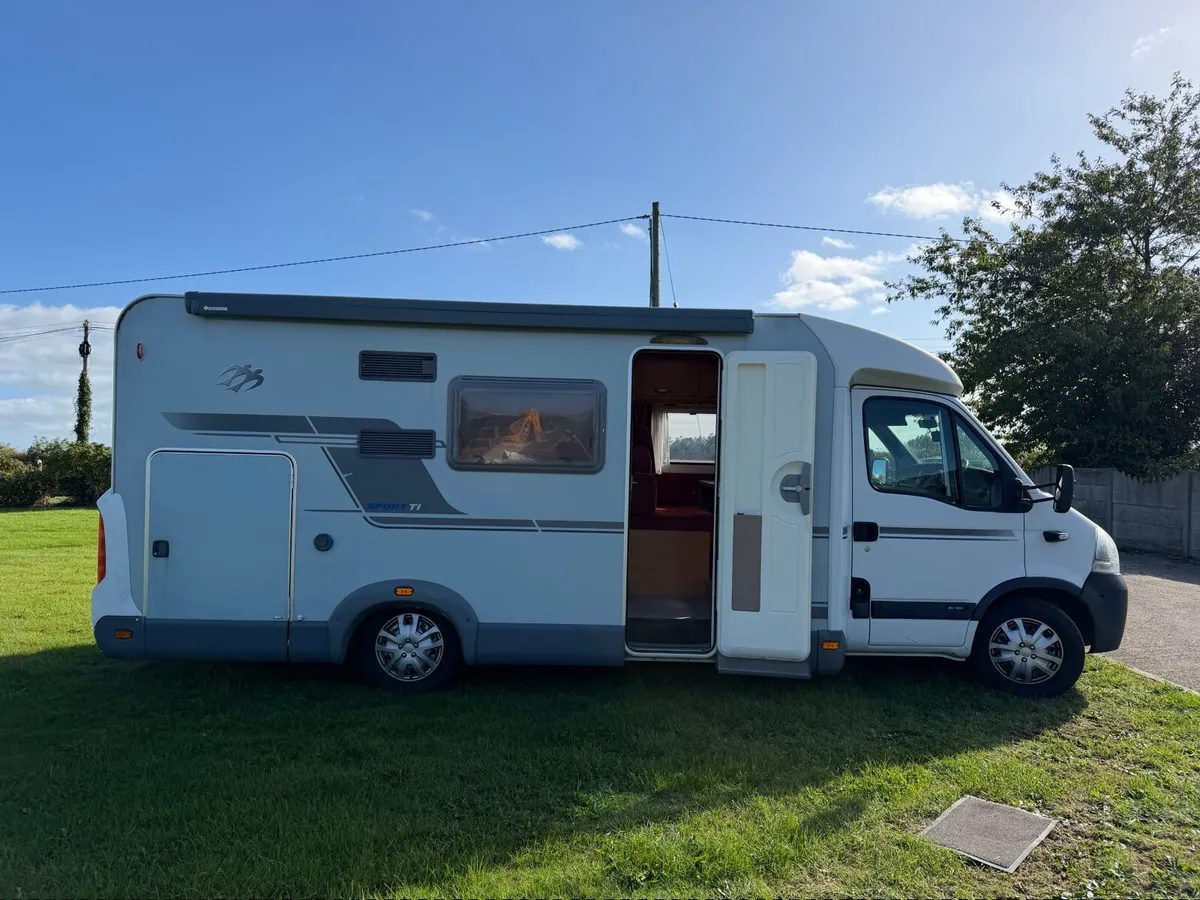 2008 Renault Knaus 4 Berth Camper Van - Image 3
