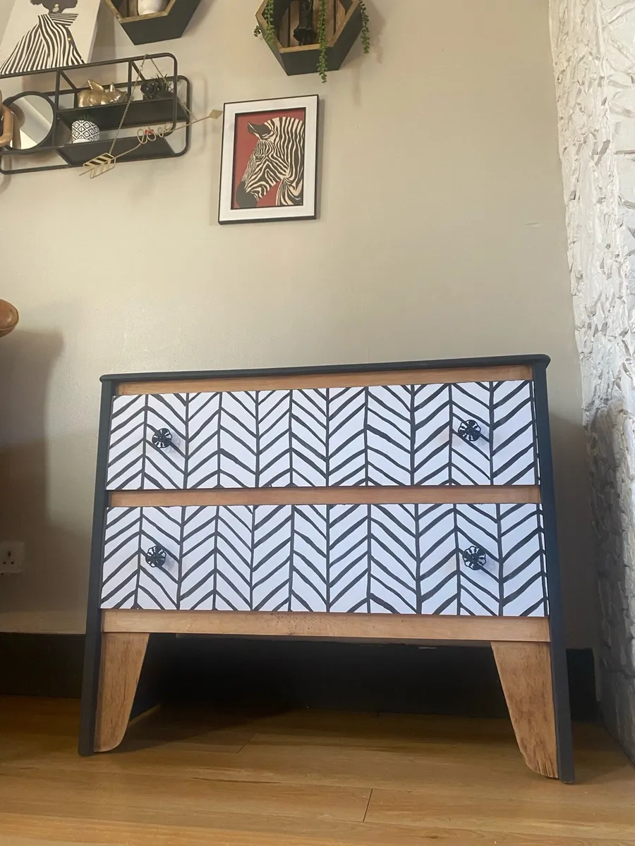 Chest of drawers - Image 4