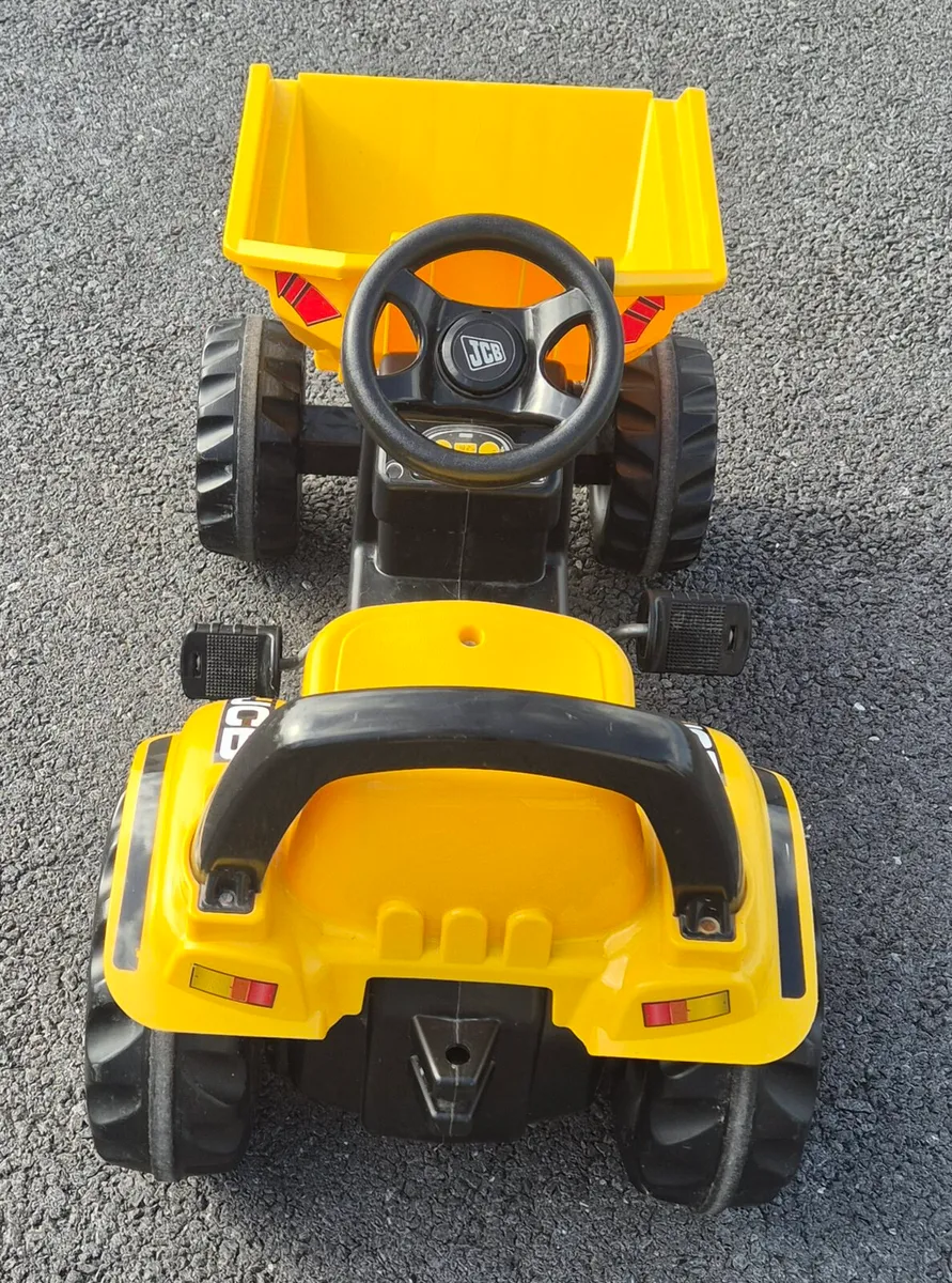 Toy JCB Ride-on Dumper - Image 3