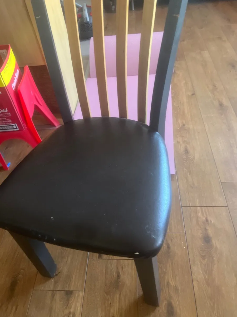 Dinning chairs - Image 2