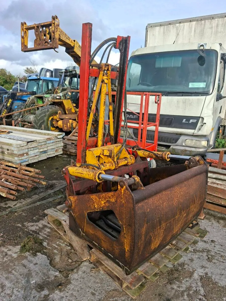 Mckenna rear shear grab - Image 1