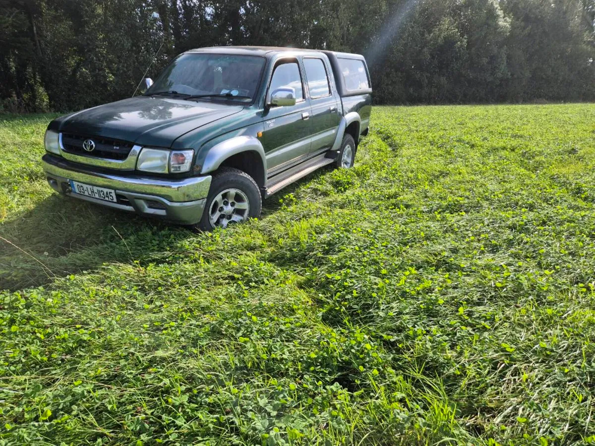2.5L D4D Toyota Hilux - Image 1