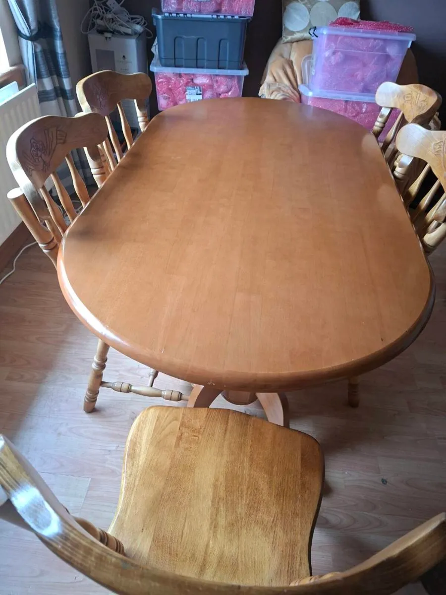 Dining table and 6 chairs. - Image 1