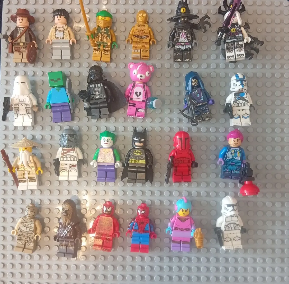 120 Lego mini figures plus a boxes of spare parts - Image 2