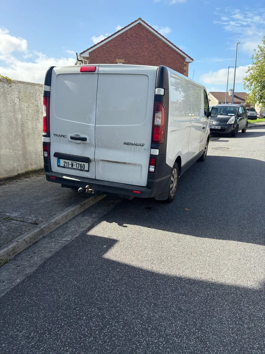 2021 Renault trafic - Image 3