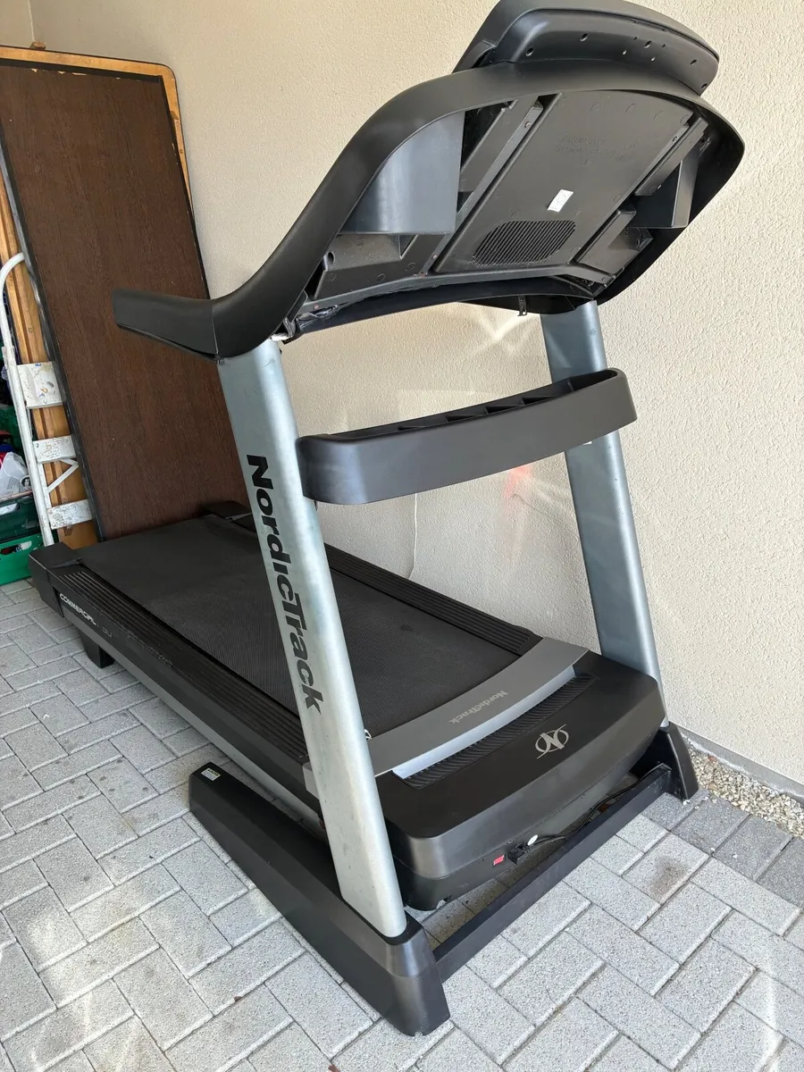Nordictrack Commercial 1750 Threadmill - Image 2