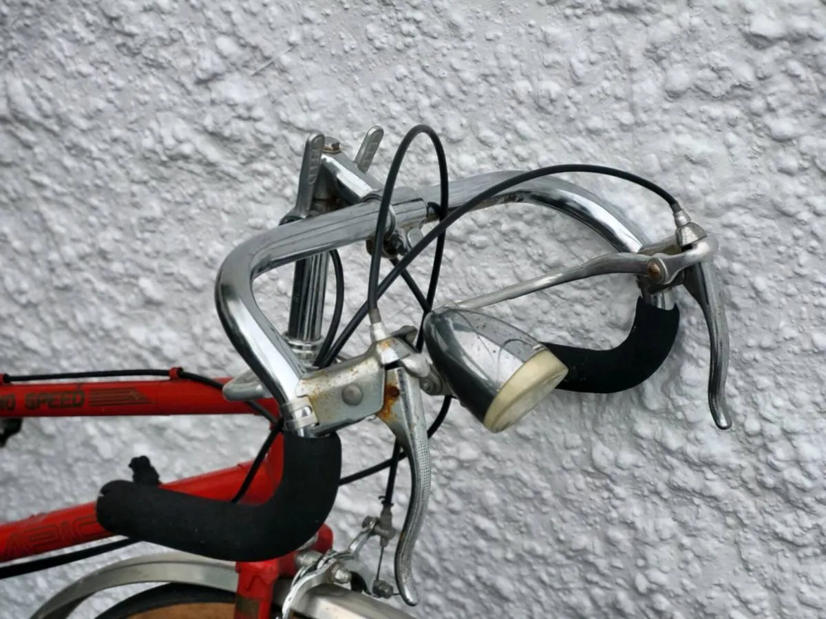 CHEAP FEMALE VINTAGE ROAD BIKE - Image 2