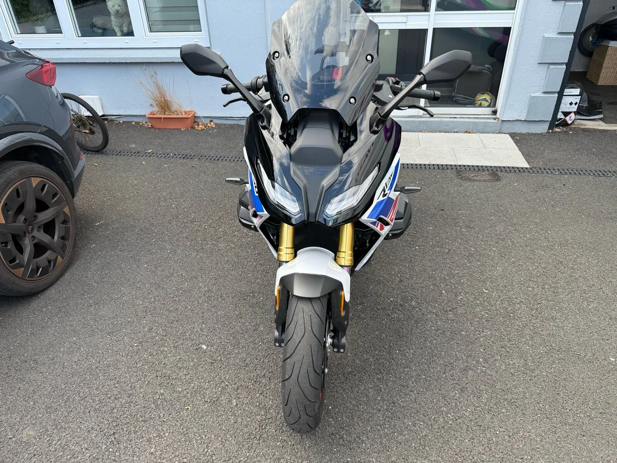 Bmw R1300RS - Image 2