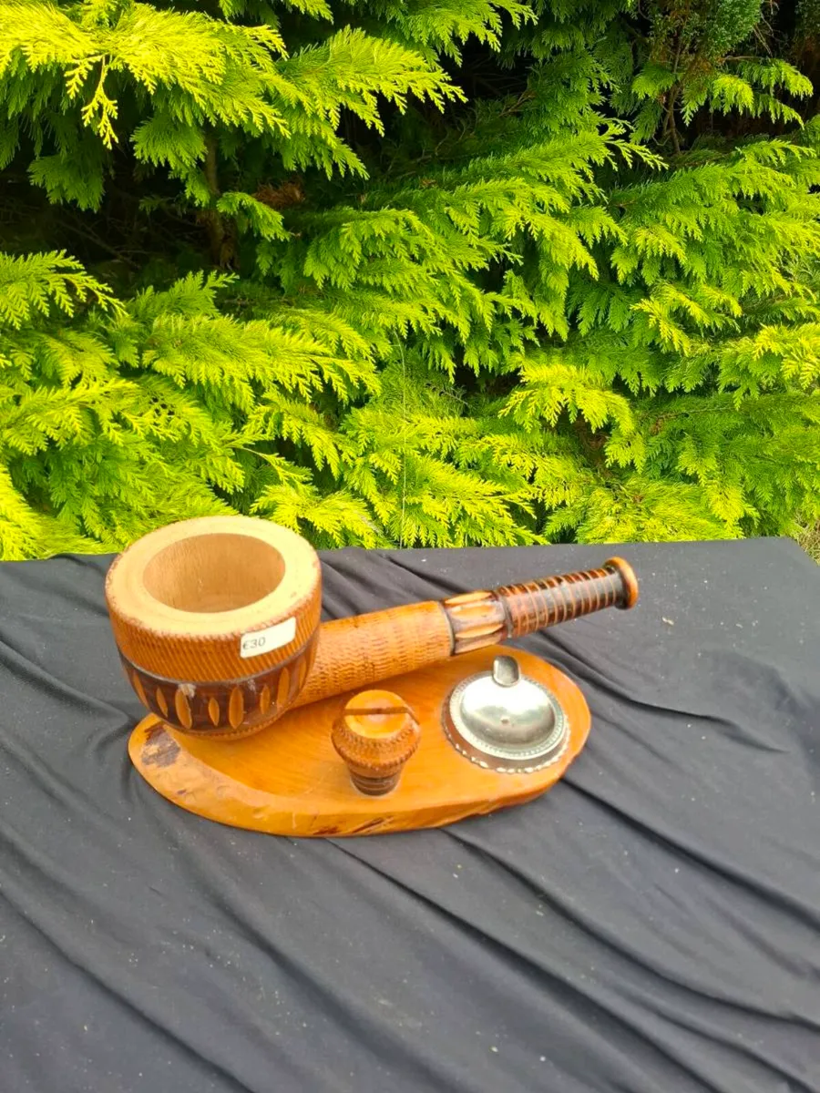 Vintage wood ashtray postage possible