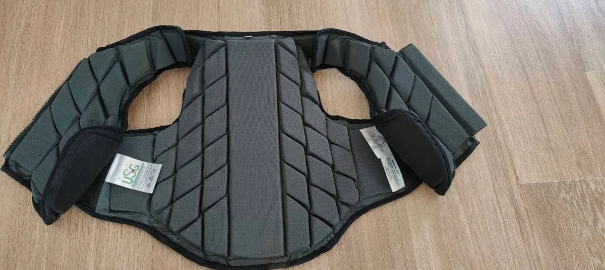 Equi-sential Back Protector - Image 3