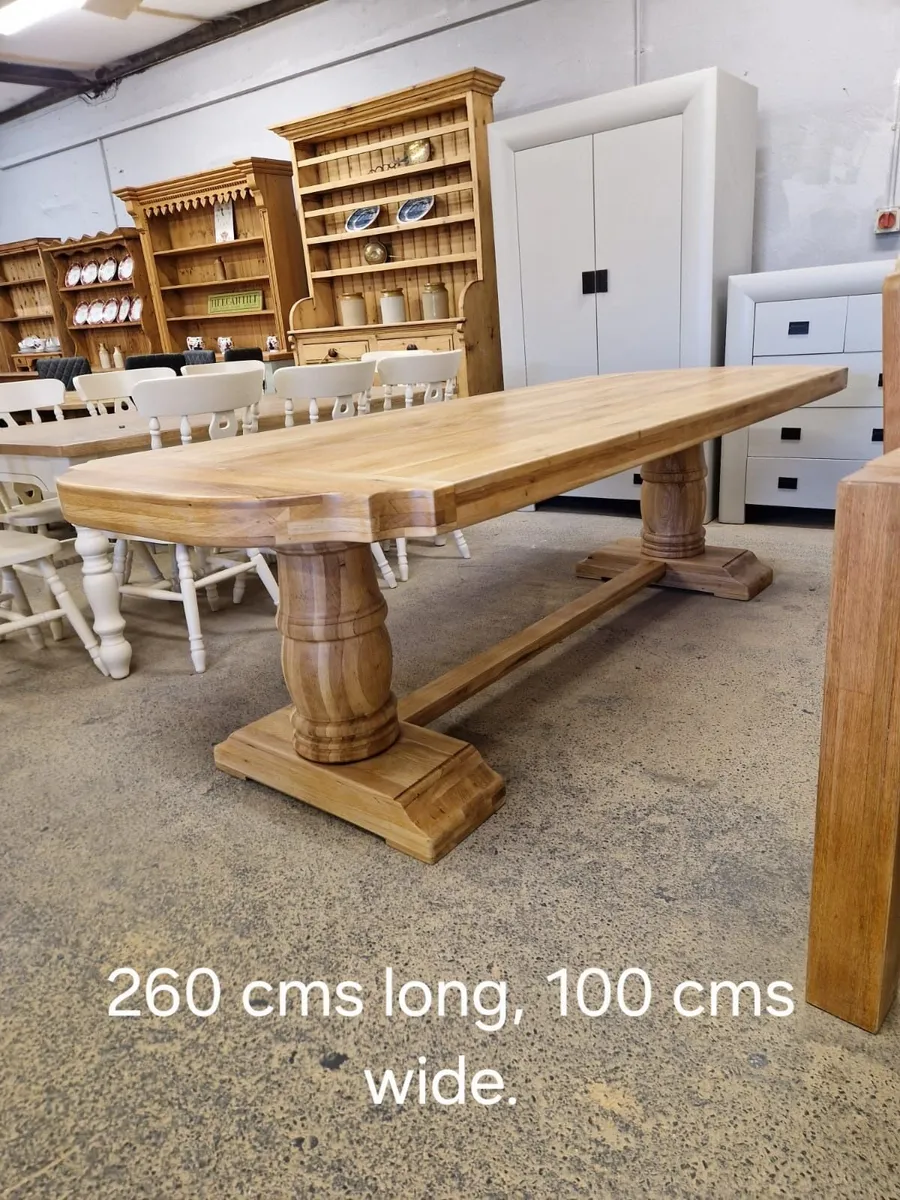 Vintage 8ft, 8 inches solid oak reflectory table - Image 3