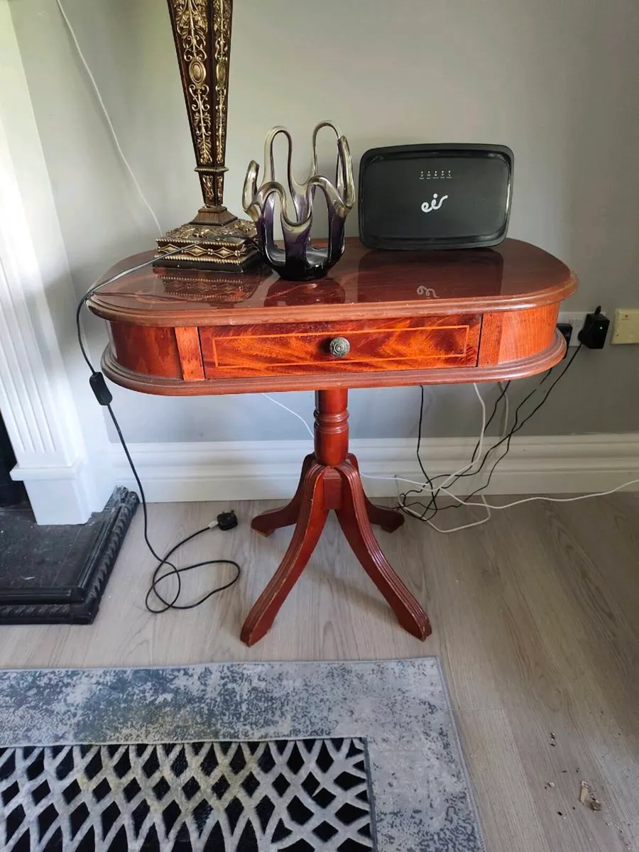Mahogany side table - Image 2